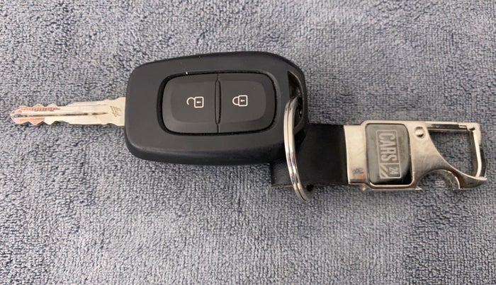 2020 Renault TRIBER 1.0 RXT, Petrol, Manual, 22,626 km, Key Close Up