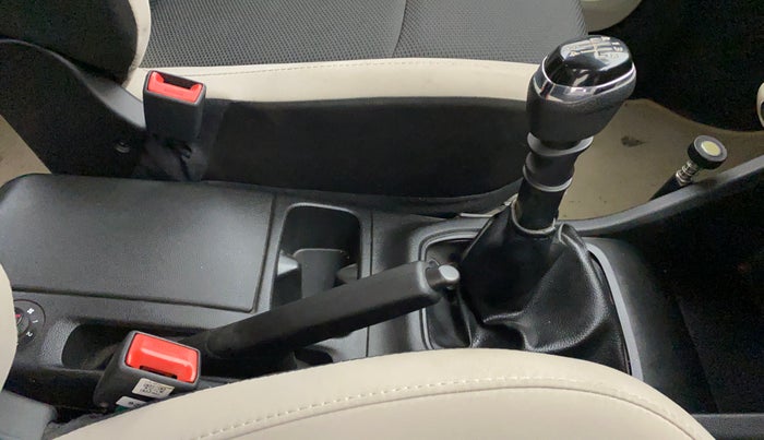 2020 Renault TRIBER 1.0 RXT, Petrol, Manual, 22,626 km, Gear Lever