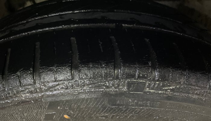 2017 Hyundai Grand i10 SPORTZ 1.2 KAPPA VTVT, Petrol, Manual, 59,686 km, Right Rear Tyre Tread