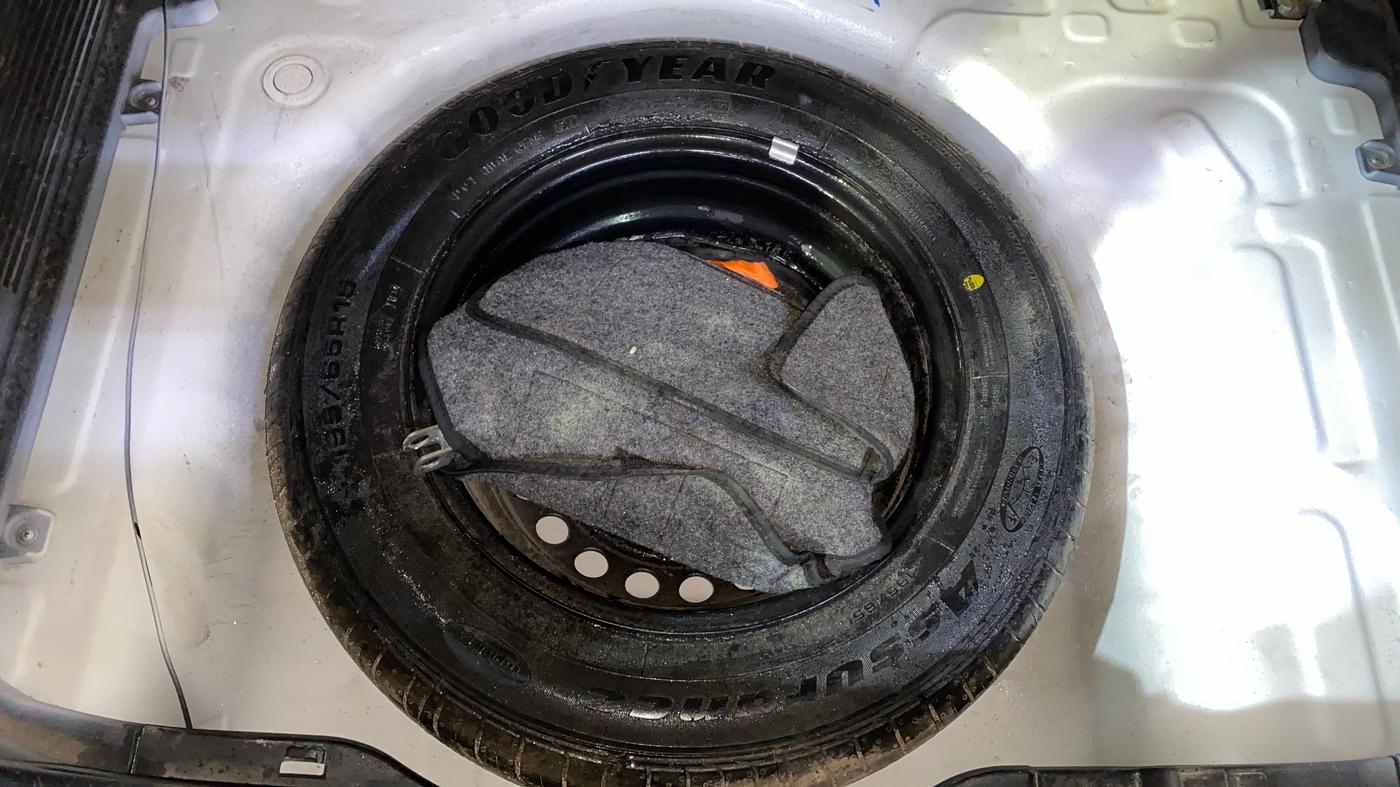 2023 Hyundai VENUE S 1.2, Petrol, Manual, 42,595 km, Spare Tyre