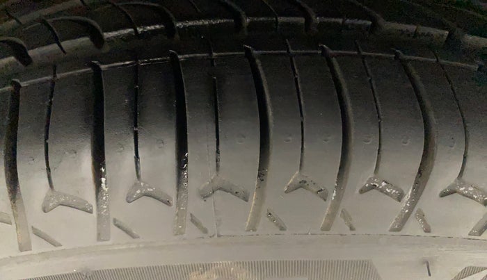 2017 Maruti Celerio X ZXI (O) AMT, Petrol, Automatic, 65,272 km, Right Front Tyre Tread