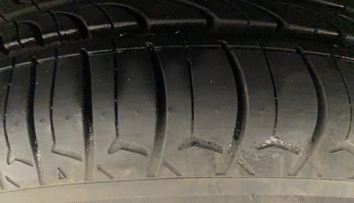 2017 Maruti Celerio X ZXI (O) AMT, Petrol, Automatic, 65,272 km, Left Front Tyre Tread