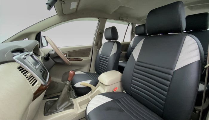 2013 Toyota Innova 2.5 VX 7 STR BS IV, Diesel, Manual, 1,13,604 km, Right Side Front Door Cabin View