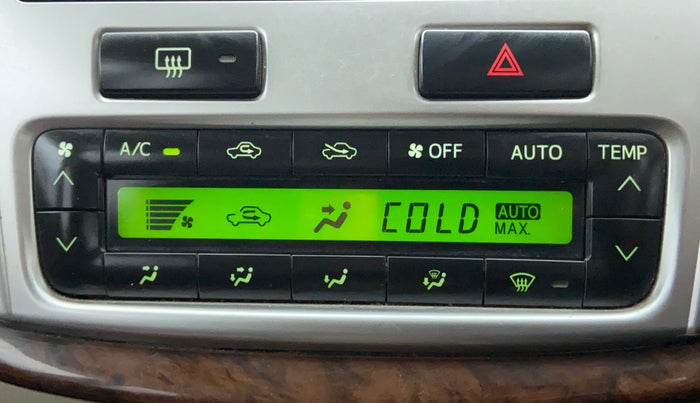 2013 Toyota Innova 2.5 VX 7 STR BS IV, Diesel, Manual, 1,13,604 km, Automatic Climate Control