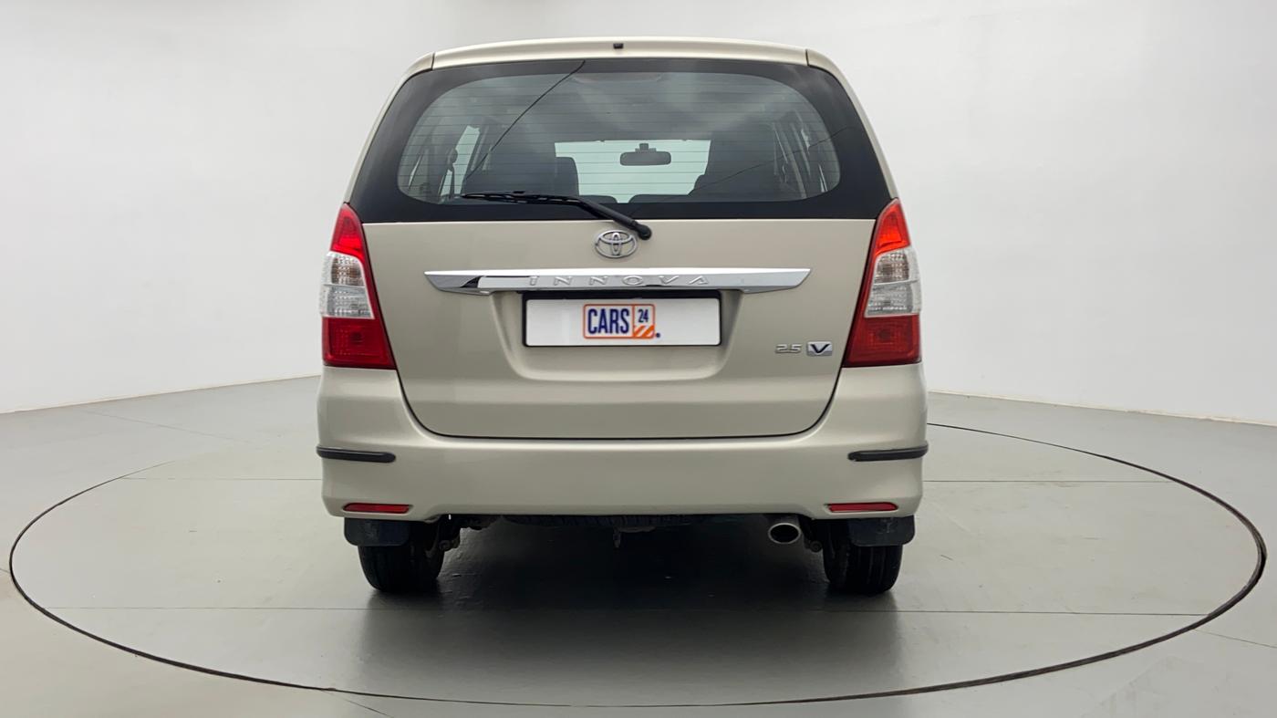 2013 Toyota Innova 2.5 VX 7 STR BS IV, Diesel, Manual, 1,13,604 km, Back/Rear View