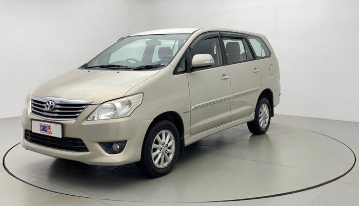 2013 Toyota Innova 2.5 VX 7 STR BS IV, Diesel, Manual, 1,13,604 km, Left Front Diagonal (45- Degree) View