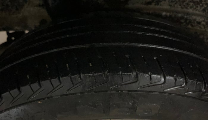 2021 Maruti New Wagon-R LXI CNG 1.0, CNG, Manual, 75,805 km, Right Rear Tyre Tread
