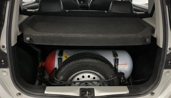 2021 Maruti New Wagon-R LXI CNG 1.0, CNG, Manual, 75,805 km, Boot Inside