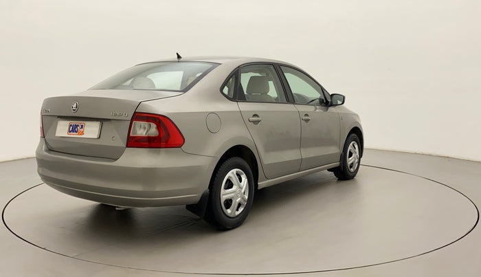 2013 Skoda Rapid 1.6 MPI ACTIVE, Petrol, Manual, 72,404 km, Right Back Diagonal