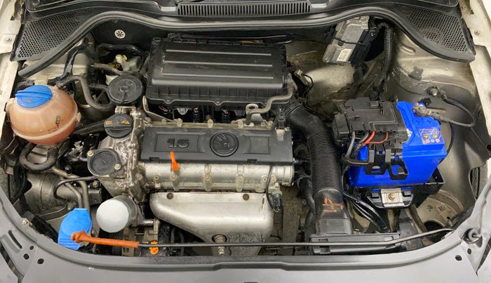 2013 Skoda Rapid 1.6 MPI ACTIVE, Petrol, Manual, 72,404 km, Open Bonet