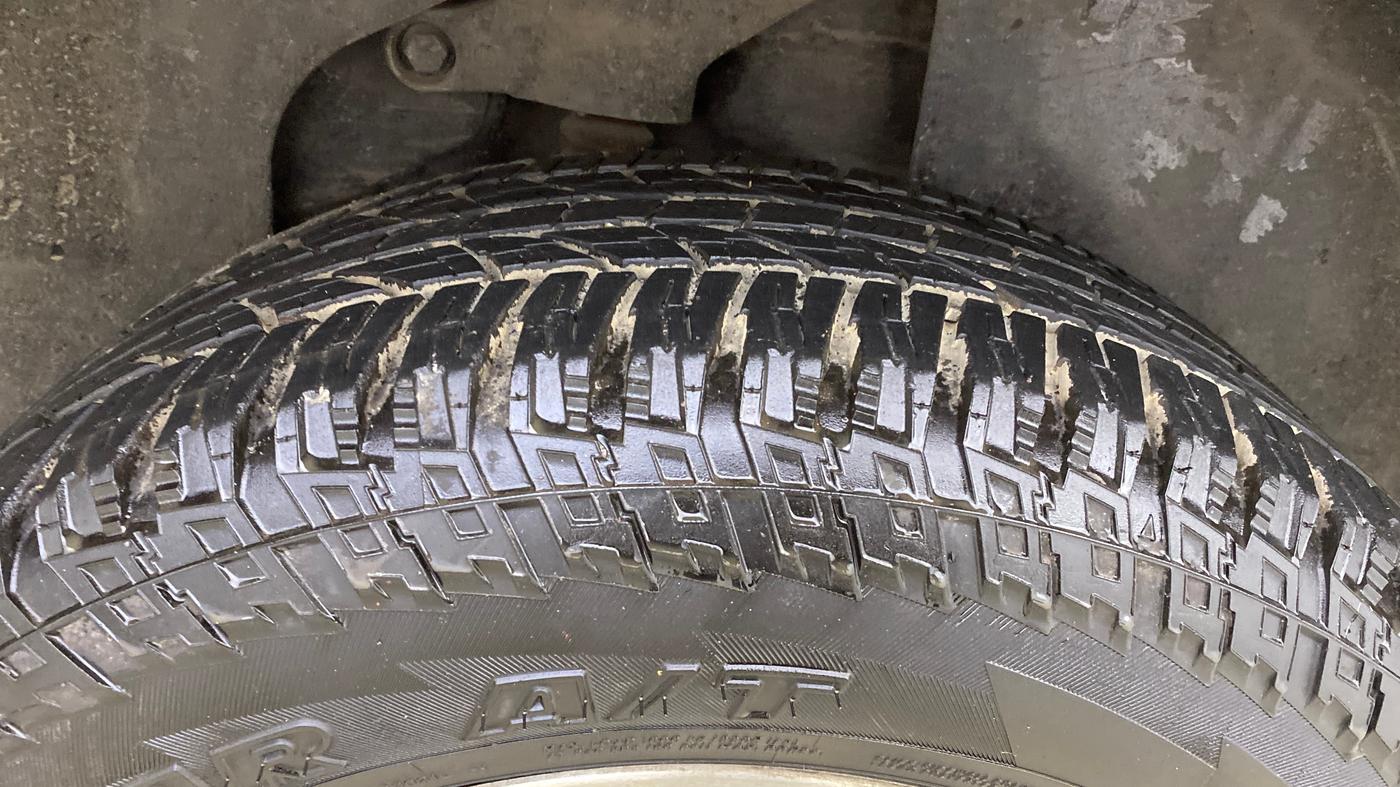 2020 Tata Harrier XZA PLUS 2.0L, Diesel, Automatic, 44,760 km, Left Rear Tyre Tread