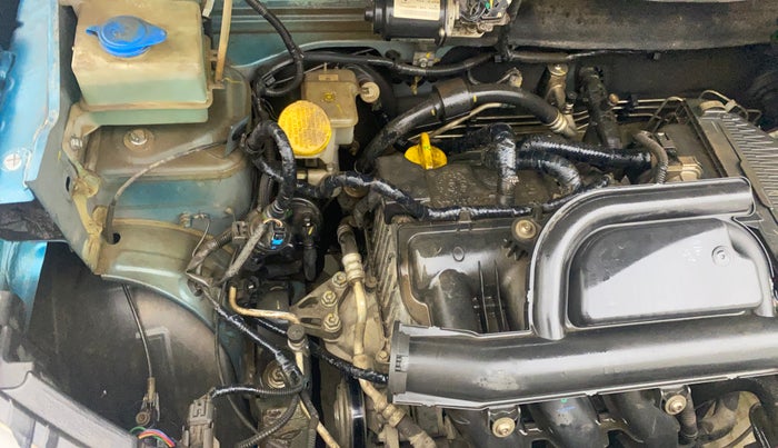 2020 Renault Kwid RXT 1.0 AMT (O), Petrol, Automatic, 35,456 km, Engine View - Right