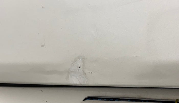 2017 Maruti Swift VDI (O), Diesel, Manual, 94,926 km, Dicky (Boot door) - Slightly dented