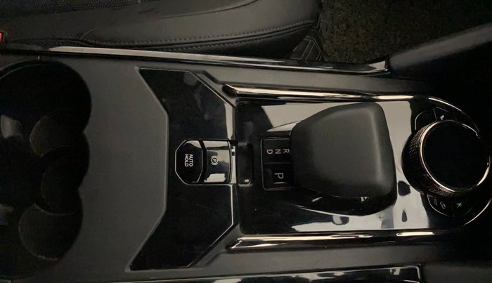 2023 Tata Harrier FEARLESS PLUS DARK EDITION AT, Diesel, Automatic, 42,098 km, Gear Lever