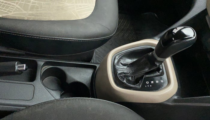 2015 Hyundai Grand i10 ASTA AT 1.2 KAPPA VTVT, Petrol, Automatic, 42,642 km, Gear Lever