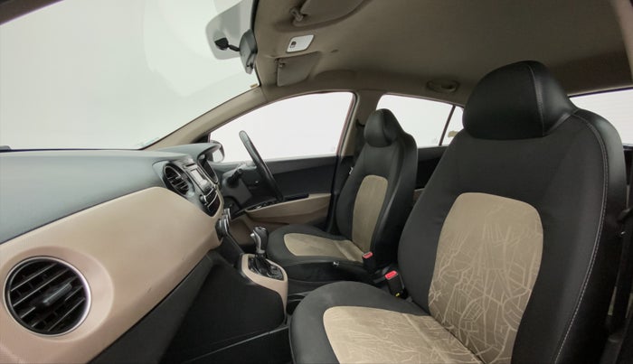 2015 Hyundai Grand i10 ASTA AT 1.2 KAPPA VTVT, Petrol, Automatic, 42,642 km, Right Side Front Door Cabin