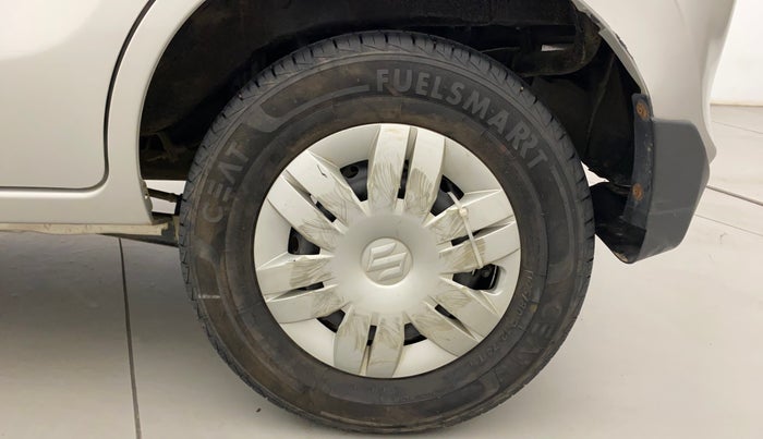 2021 Maruti Alto LXI O, Petrol, Manual, 2,632 km, Left Rear Wheel