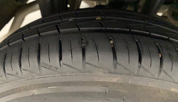 2021 Maruti Alto LXI O, Petrol, Manual, 2,632 km, Right Front Tyre Tread