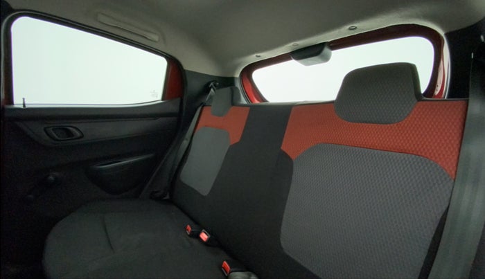 2016 Renault Kwid RXT 0.8, Petrol, Manual, 60,909 km, Right Side Rear Door Cabin