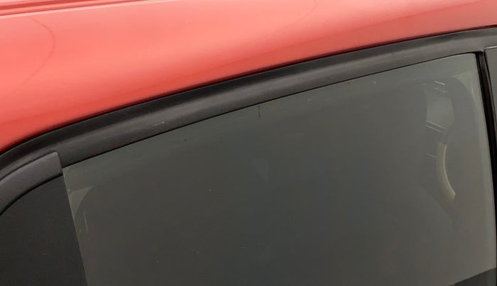 2016 Renault Kwid RXT 0.8, Petrol, Manual, 60,909 km, Right rear door - Door visor damaged