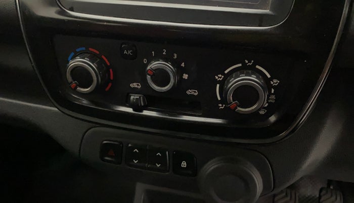 2016 Renault Kwid RXT 0.8, Petrol, Manual, 60,909 km, Dashboard - Air Re-circulation knob is not working