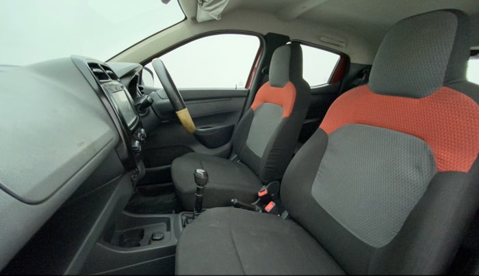 2016 Renault Kwid RXT 0.8, Petrol, Manual, 60,909 km, Right Side Front Door Cabin