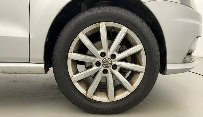 2018 Volkswagen Ameo HIGHLINE PLUS 1.0L 16 ALLOY, Petrol, Manual, 41,996 km, Right Front Wheel