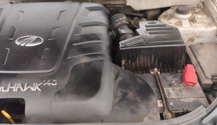 2015 Mahindra XUV500 W8, Diesel, Manual, 1,14,318 km, Engine View - Left