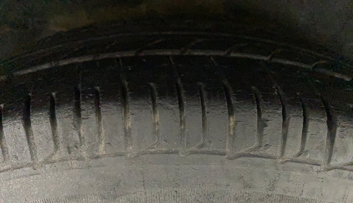2011 Hyundai i10 ERA 1.1, Petrol, Manual, 43,548 km, Right Rear Tyre Tread