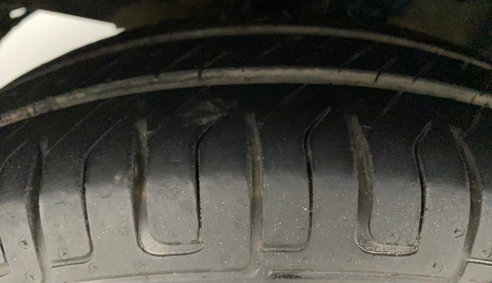 2011 Hyundai i10 ERA 1.1, Petrol, Manual, 43,548 km, Left Front Tyre Tread