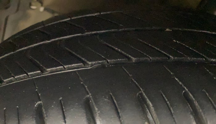 2016 Maruti Celerio ZXI AMT, Petrol, Automatic, 75,115 km, Left Front Tyre Tread