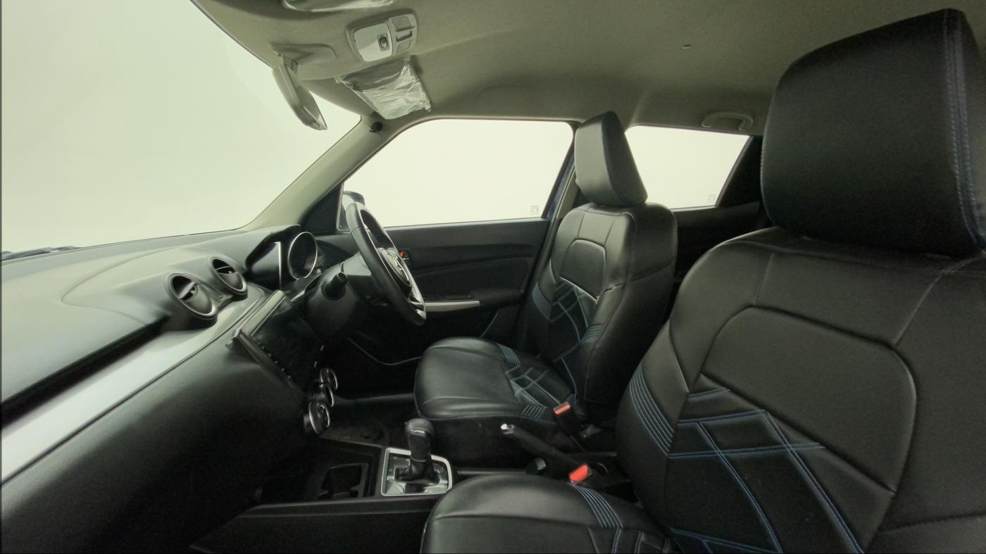 2018 Maruti Swift ZXI AMT, Petrol, Automatic, 32,621 km, Right Side Front Door Cabin