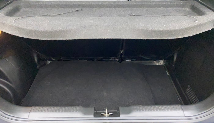 2018 Maruti Swift ZXI AMT, Petrol, Automatic, 32,621 km, Boot Inside