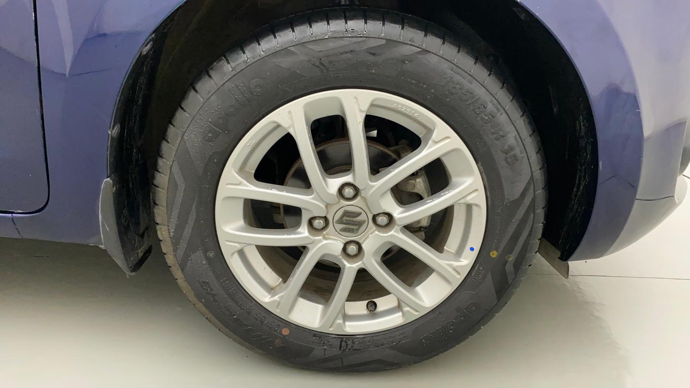 2018 Maruti Swift ZXI AMT, Petrol, Automatic, 32,621 km, Right Front Wheel