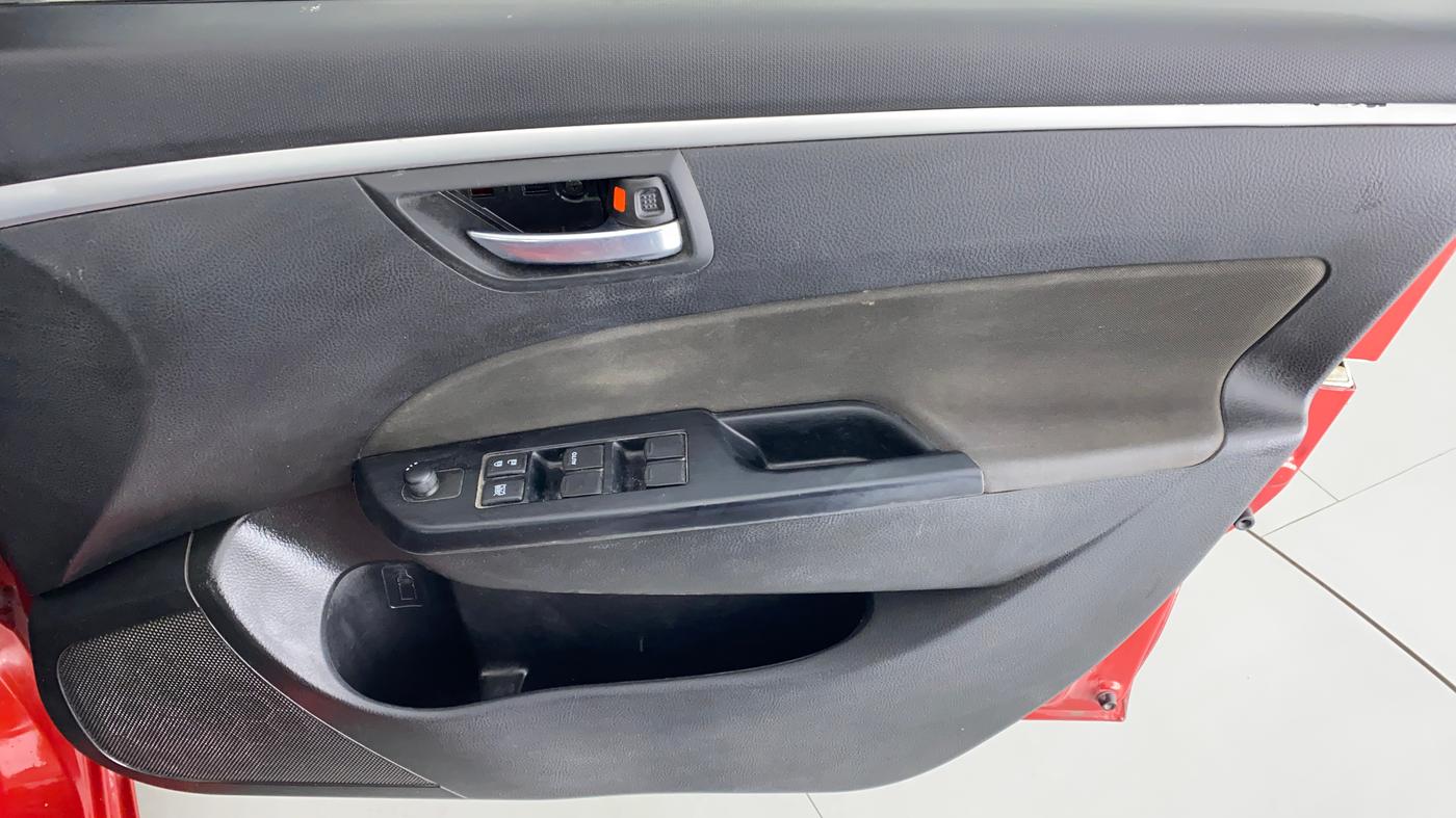 2012 Maruti Swift ZXI, Petrol, Manual, 22,536 km, Driver Side Door Panels Control