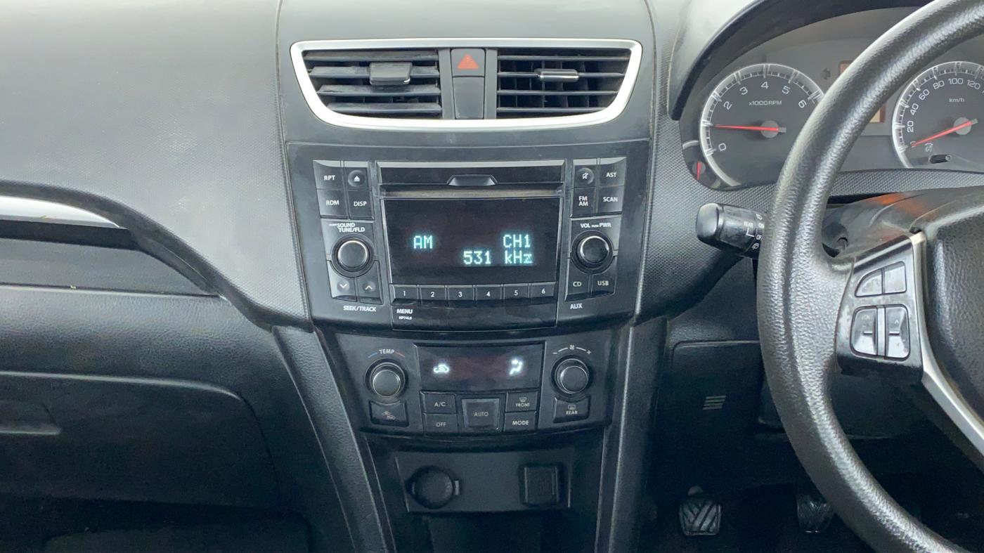 2012 Maruti Swift ZXI, Petrol, Manual, 22,536 km, Air Conditioner