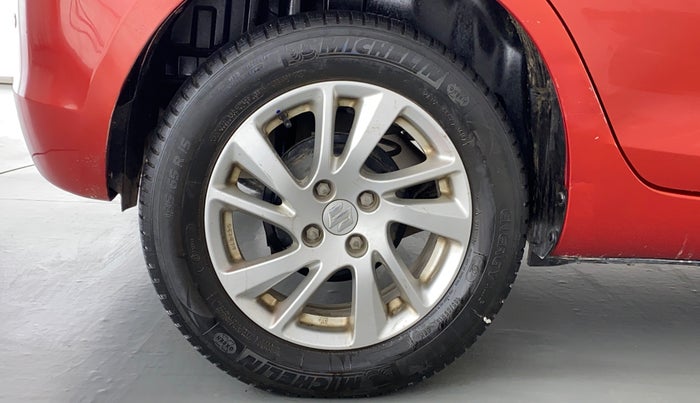 2012 Maruti Swift ZXI, Petrol, Manual, 22,536 km, Right Rear Wheel