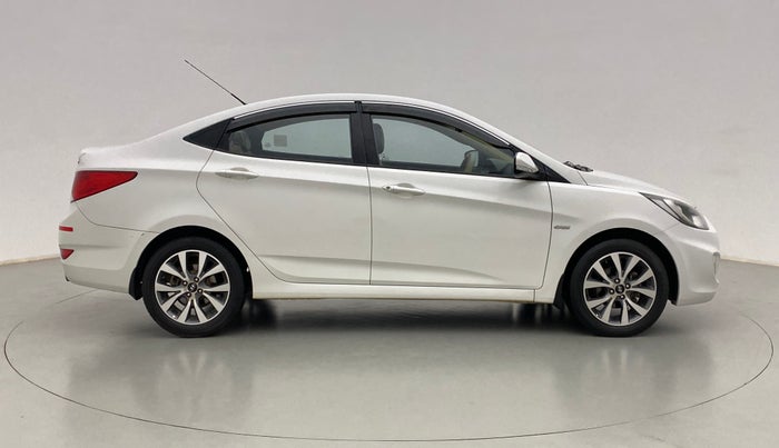 2014 Hyundai Verna FLUIDIC 1.6 SX CRDI, Diesel, Manual, 82,732 km, Right Side View