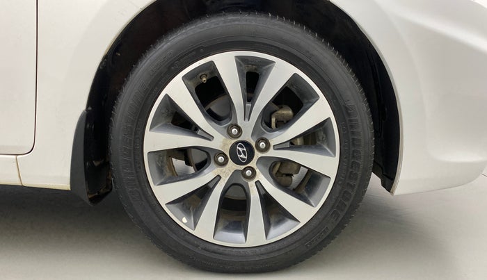 2014 Hyundai Verna FLUIDIC 1.6 SX CRDI, Diesel, Manual, 82,732 km, Right Front Wheel