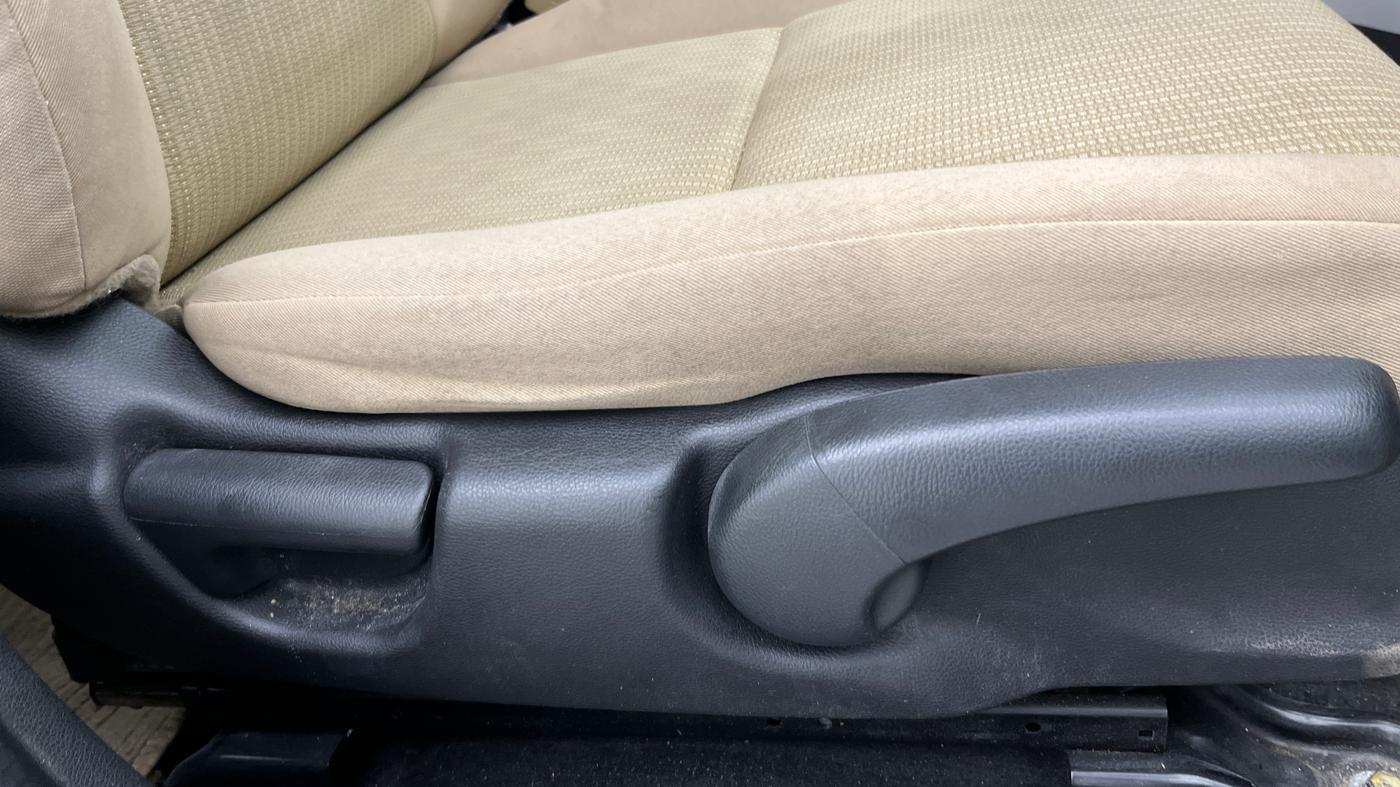 2015 Honda Jazz 1.2L I-VTEC V AT, Petrol, Automatic, 36,879 km, Driver Side Adjustment Panel