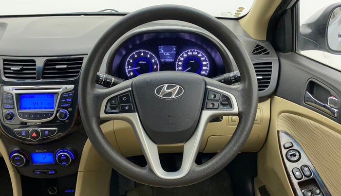 2011 Hyundai Verna FLUIDIC 1.6 VTVT SX, Petrol, Manual, 77,282 km, Steering Wheel Close Up