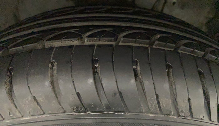 2011 Hyundai i20 ASTA 1.2, Petrol, Manual, 72,357 km, Left Rear Tyre Tread