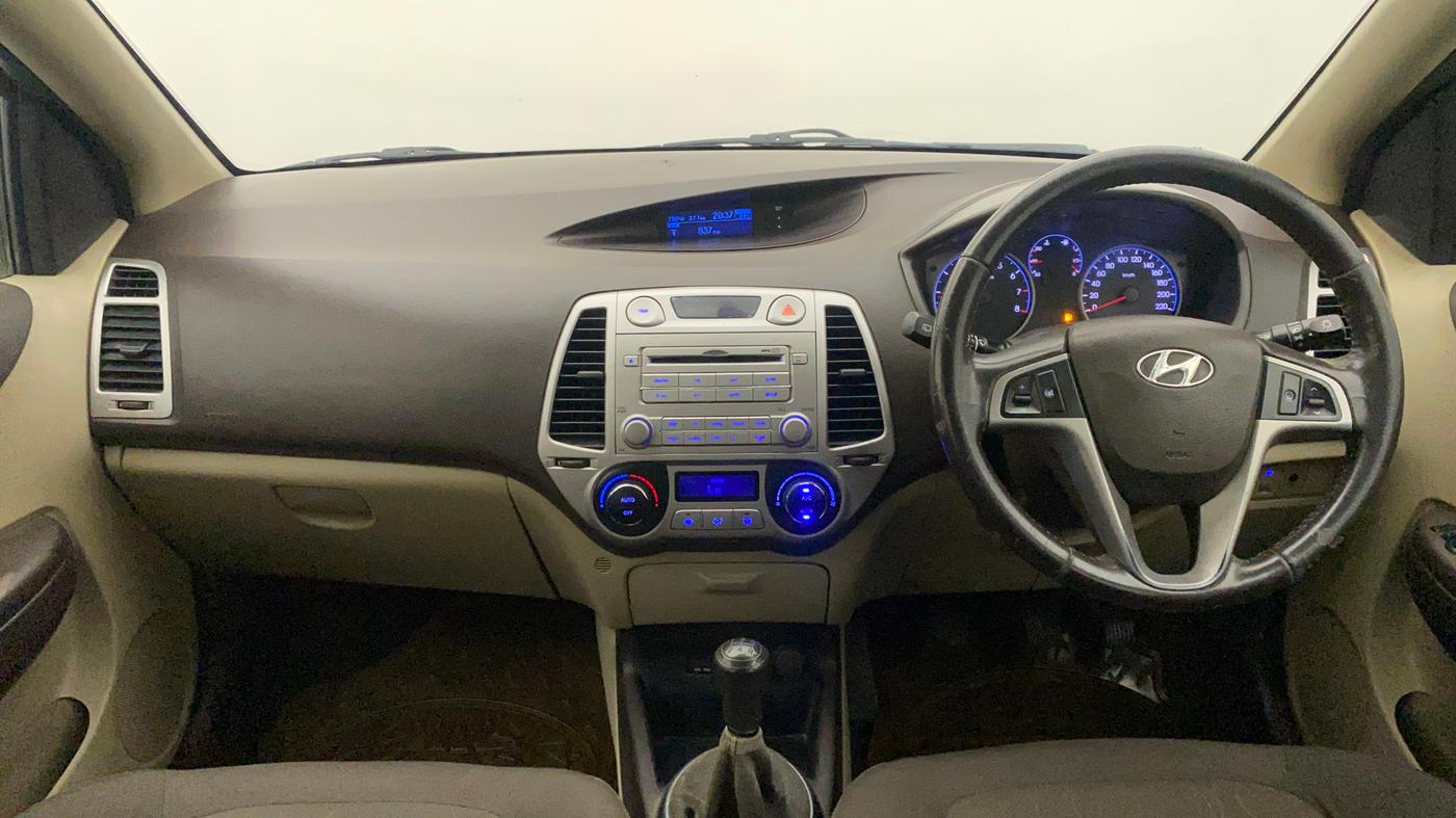 2011 Hyundai i20 ASTA 1.2, Petrol, Manual, 72,357 km, Dashboard