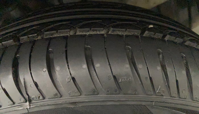 2011 Hyundai i20 ASTA 1.2, Petrol, Manual, 72,357 km, Left Front Tyre Tread