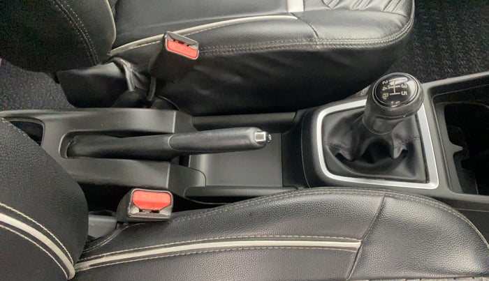 2022 Maruti Swift VXI, Petrol, Manual, 58,589 km, Gear Lever