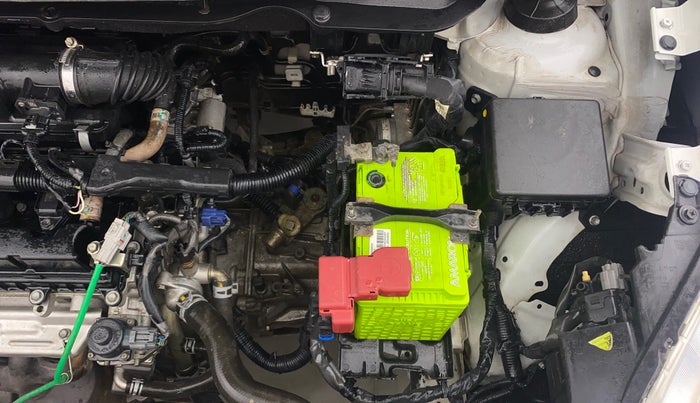 2022 Maruti Swift VXI, Petrol, Manual, 58,589 km, Engine View - Left