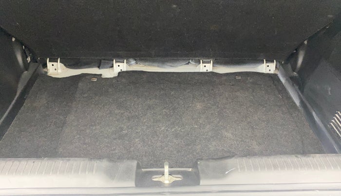 2022 Maruti Swift VXI, Petrol, Manual, 58,589 km, Boot Inside