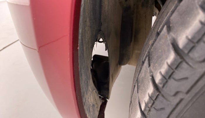 2015 Maruti Ritz VDI, Diesel, Manual, 60,725 km, Left fender - Lining loose