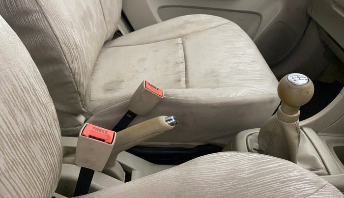 2015 Maruti Ertiga ZXI, Petrol, Manual, 96,665 km, Gear Lever