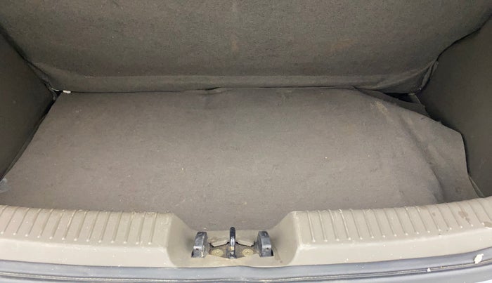 2013 Hyundai i10 SPORTZ 1.2, Petrol, Manual, 33,746 km, Boot Inside